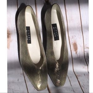 Vintage Stuart Weitzman Pumps